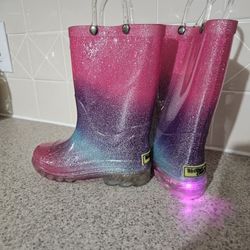 Like New Light Up Rain Boots Size 11 Toddler 