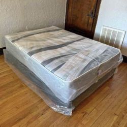 For sale ♥️ Full Size New Mattress  & Box spring : Needs Gone For Sale