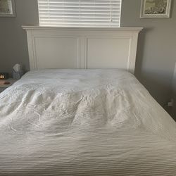 Ivory Bedroom Set
