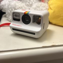 Polaroid Go