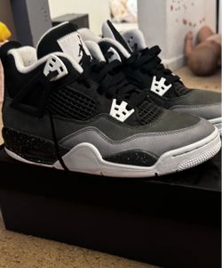 Jordan 4 “fear”