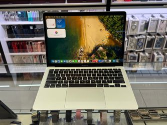 MacBook Air 13" M1 8GB 256GB Pre-owned