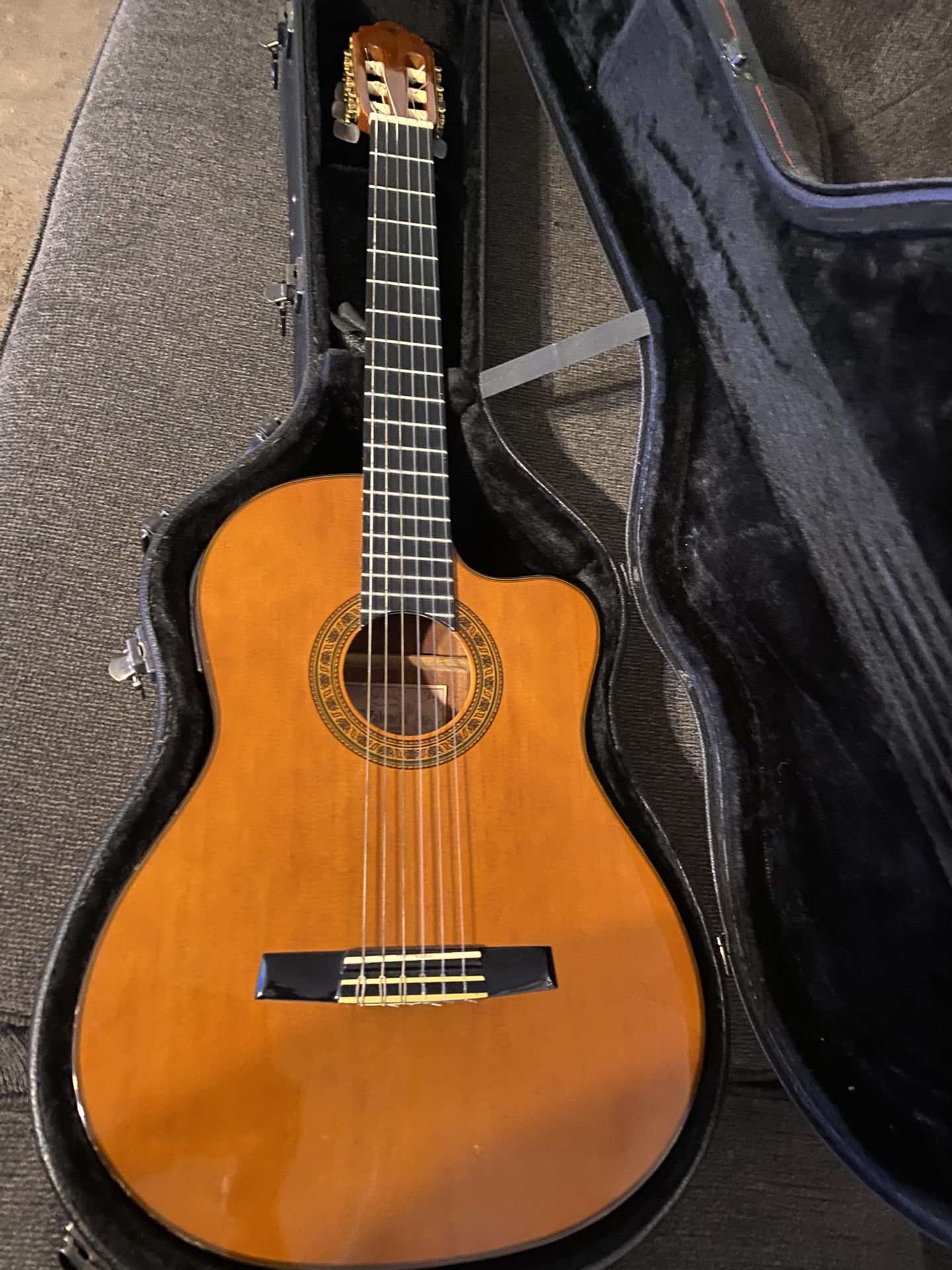 Acoustic Guitar