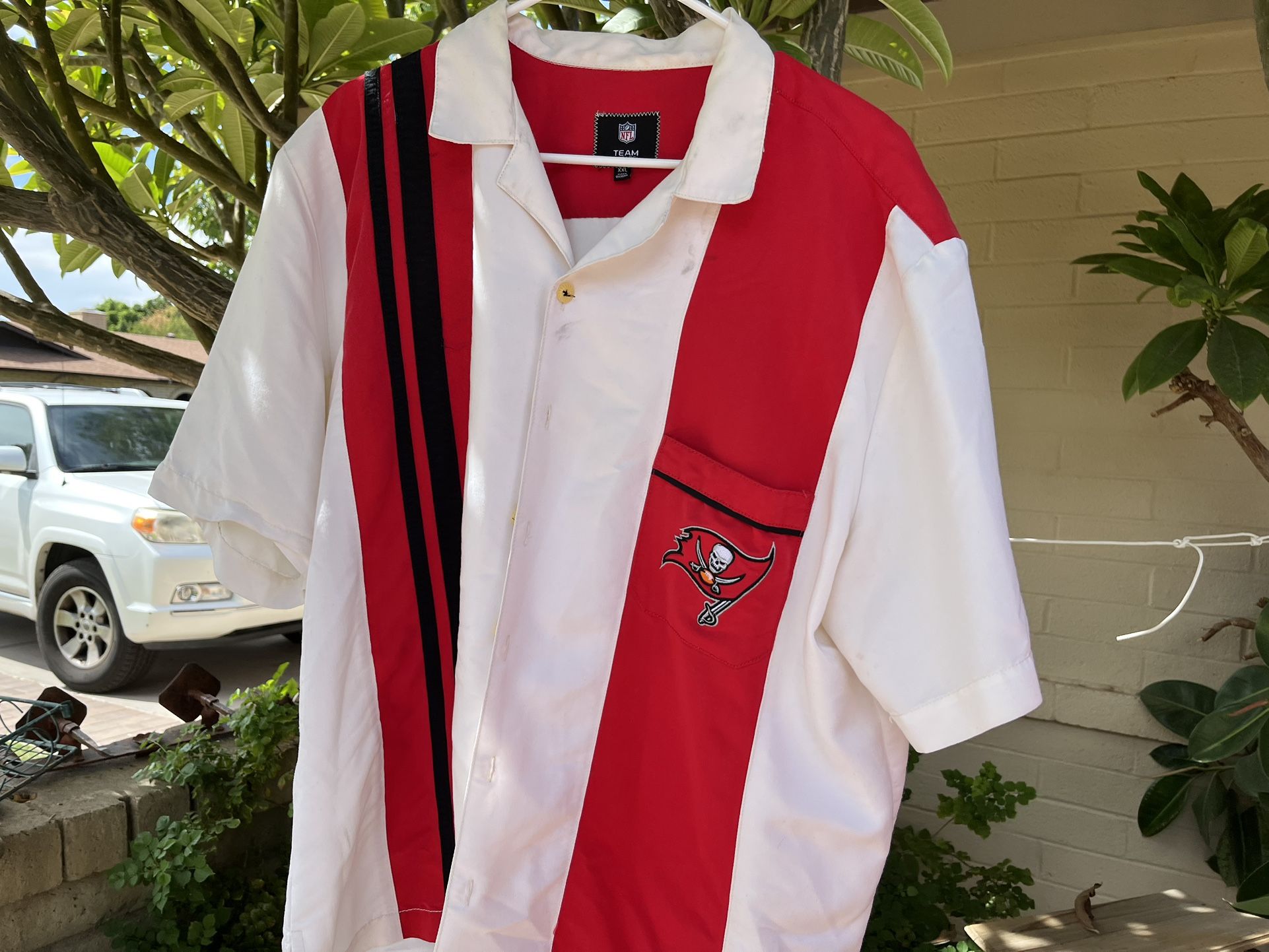 Tampa Bay Bucaneer Football Shirt