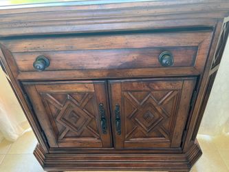 2 Night stands