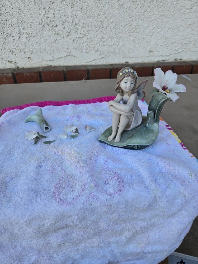 Lladro Figurine