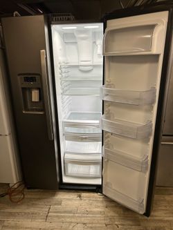 GE Stainless Steel Refrigerator