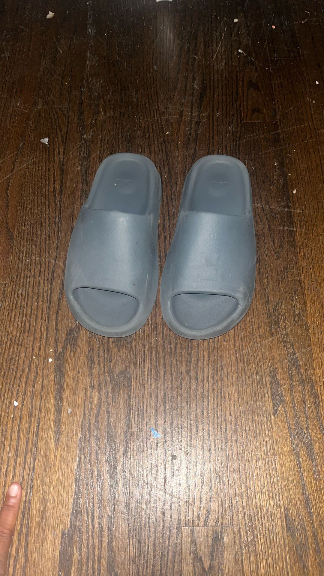 Black Yeezy Slide 