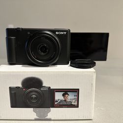 Sony - ZV-1F Vlog Camera