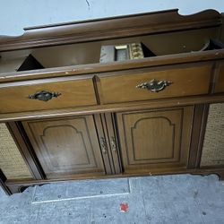vintage magnavox stereo console