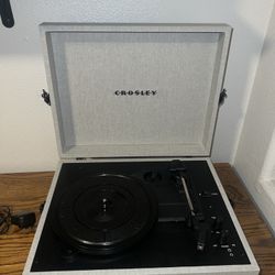 Crosley Voyager Record Player Plus Bluetooth 