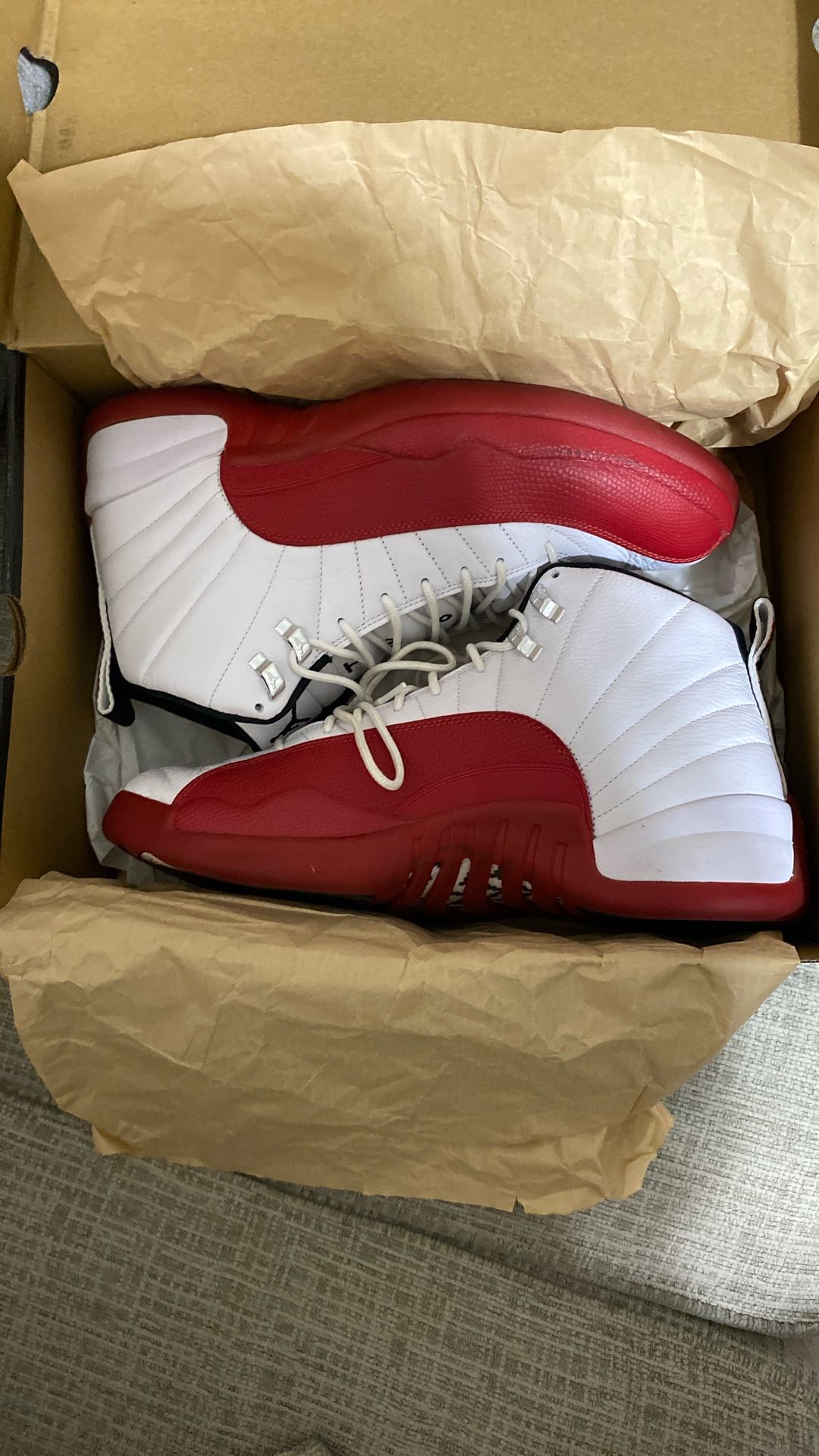 Air Jordan 12 RETRO ‘Cherry’ size 13