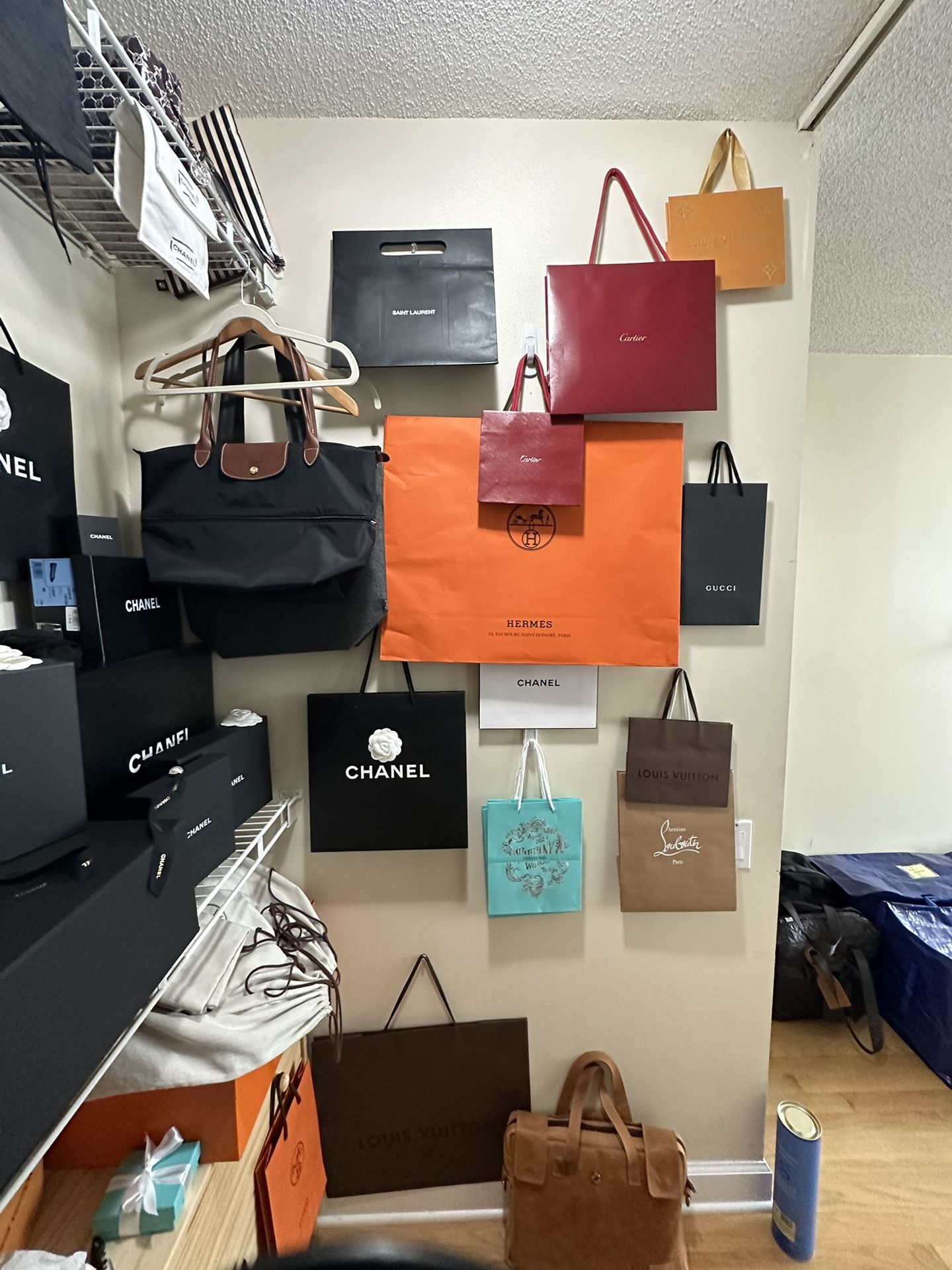 CHANEL, CARTIER, HERMES, TIFFANY TOKYO, LOUIS VUITTON, GUCCI, SAINT LAURENT