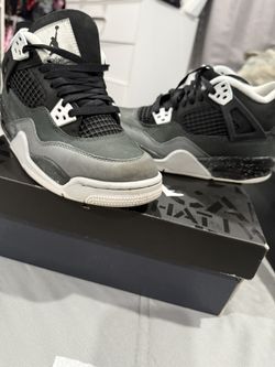 Air Jordan Retro 4