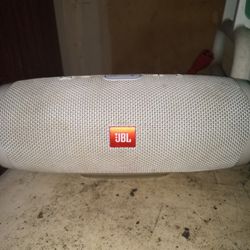 (JBL CHARGE 4 ) Bluetooth Speaker (Connects To Any Phone)