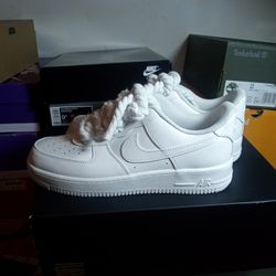 Air Force 1 Size 7, 7.5, 8, 8.5, 10, 12, 13, 15