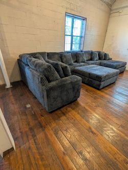 Comfy 6PC Dark Gray Plush Reversible Sectional & Ottoman