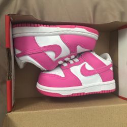 Nike Dunk Low 