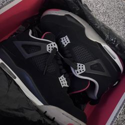 Jordan 4 Bred (2019) Retros 