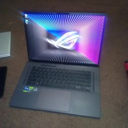 ASUS ROG Zephyrus G16 GU603VV-G16.I74060 (i7-13620H, 16GB RAM, 512GB NVMe SSD, RTX 4060 8GB, 16" FHD+ 165Hz, Windows 11) Gaming Notebook - Eclipse Gra