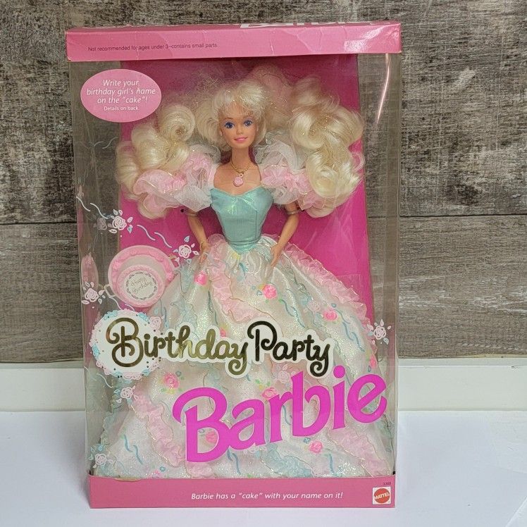 Vintage 1992 Birthday Party Barbie New NRFB 3388