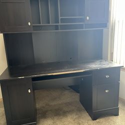 Desk with Hutch