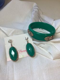 New Emerald Green Ornate 8” Bangle and Earrings