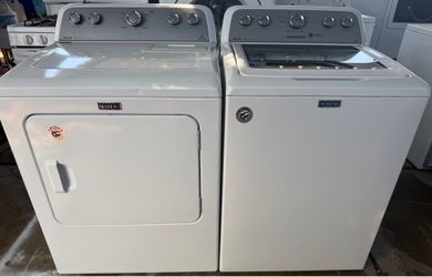 MAYTAG- Beautiful top loader washer and dryer electric in excellent condition • 3 months warranty