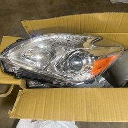 2013 Totora Prius Headlight