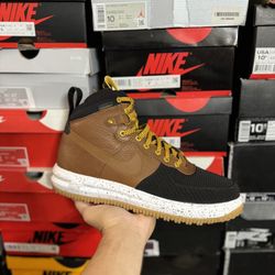 Nike Lunar Force 1 Duckboot Light British Tan size 12 VNDS 