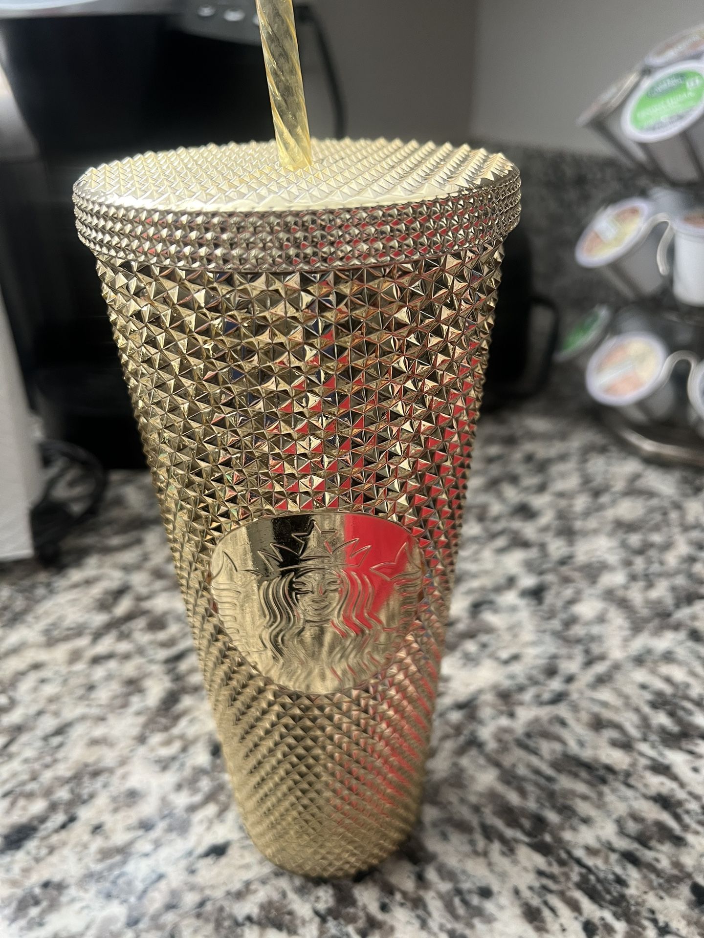 Starbucks Gold Studded Tumbler 2022 Fall Winter Holiday Bling (24 oz - Venti)