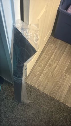 Windshield Trim Molding
