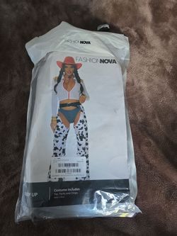 Costume