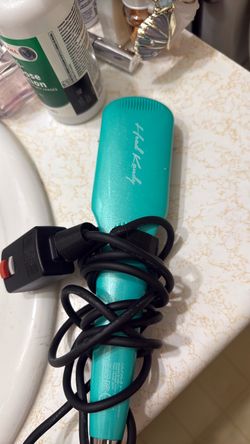 Hair straightener