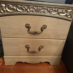 2 Night Stands For $80