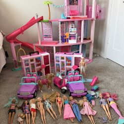 Barbie Dream House With Barbie Accessories 