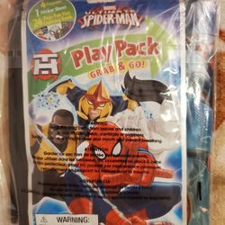 Marvel Ultimate Spider-Man "Play Pack Grab & Go5!" Coloring Kit With One Bag