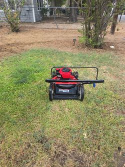 21 inch craftsman mower runs and cuts good.