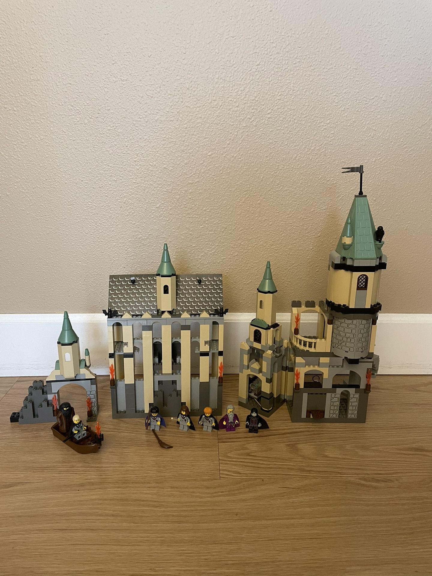 Lego 4709 Harry Potter Hogwarts Castle (2001)