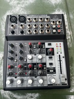 MIXER XENIX 1002 BEHRINGER 