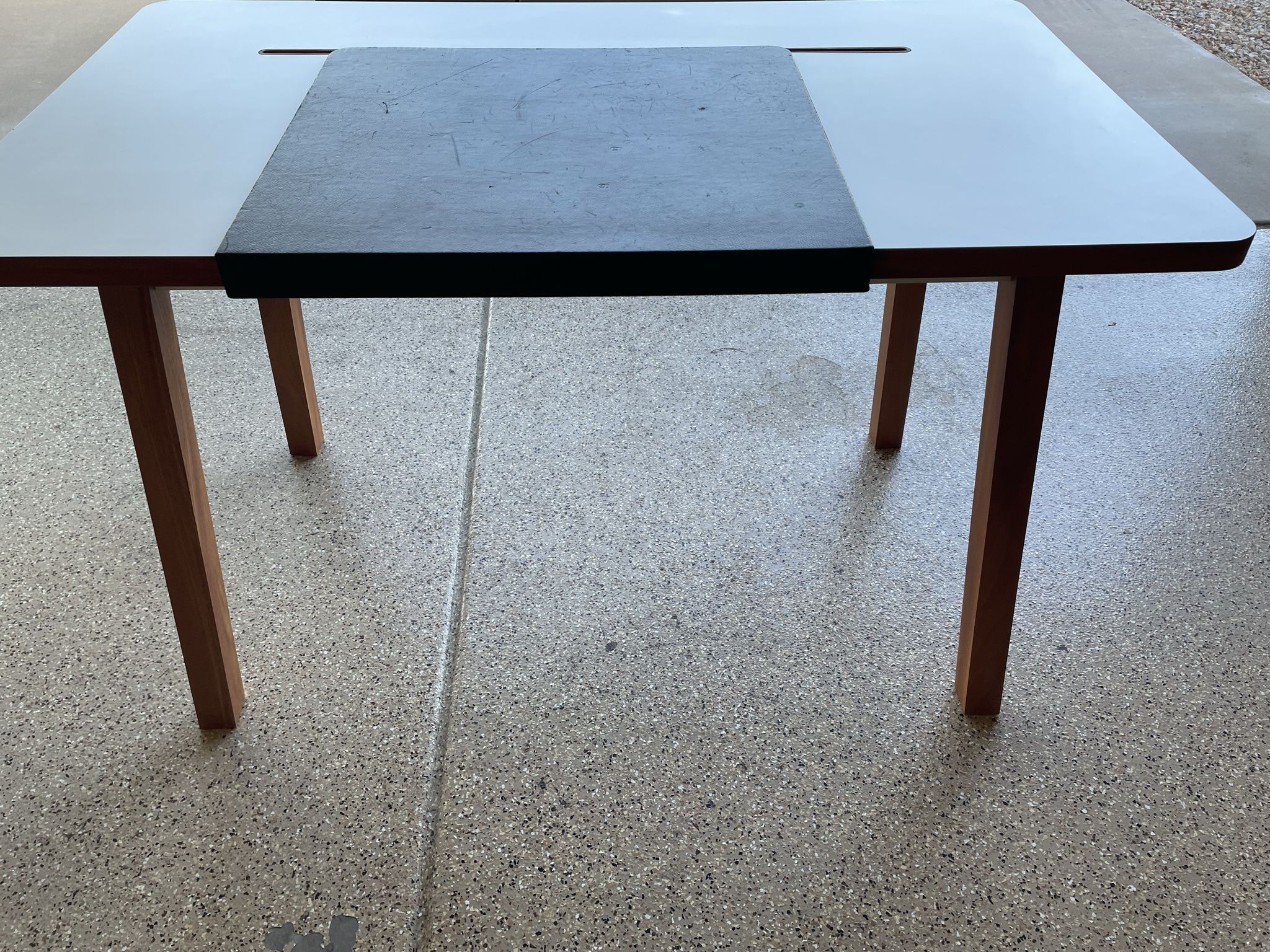 Bluelounge Desk - White With Black Protective Cover 