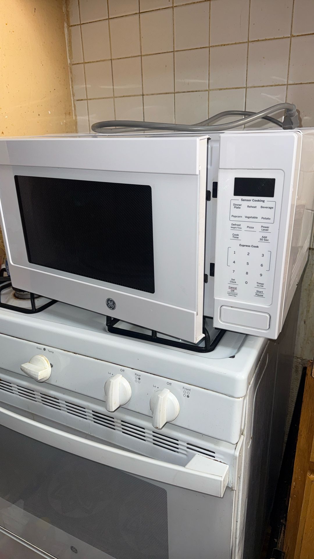 General Electric microwave