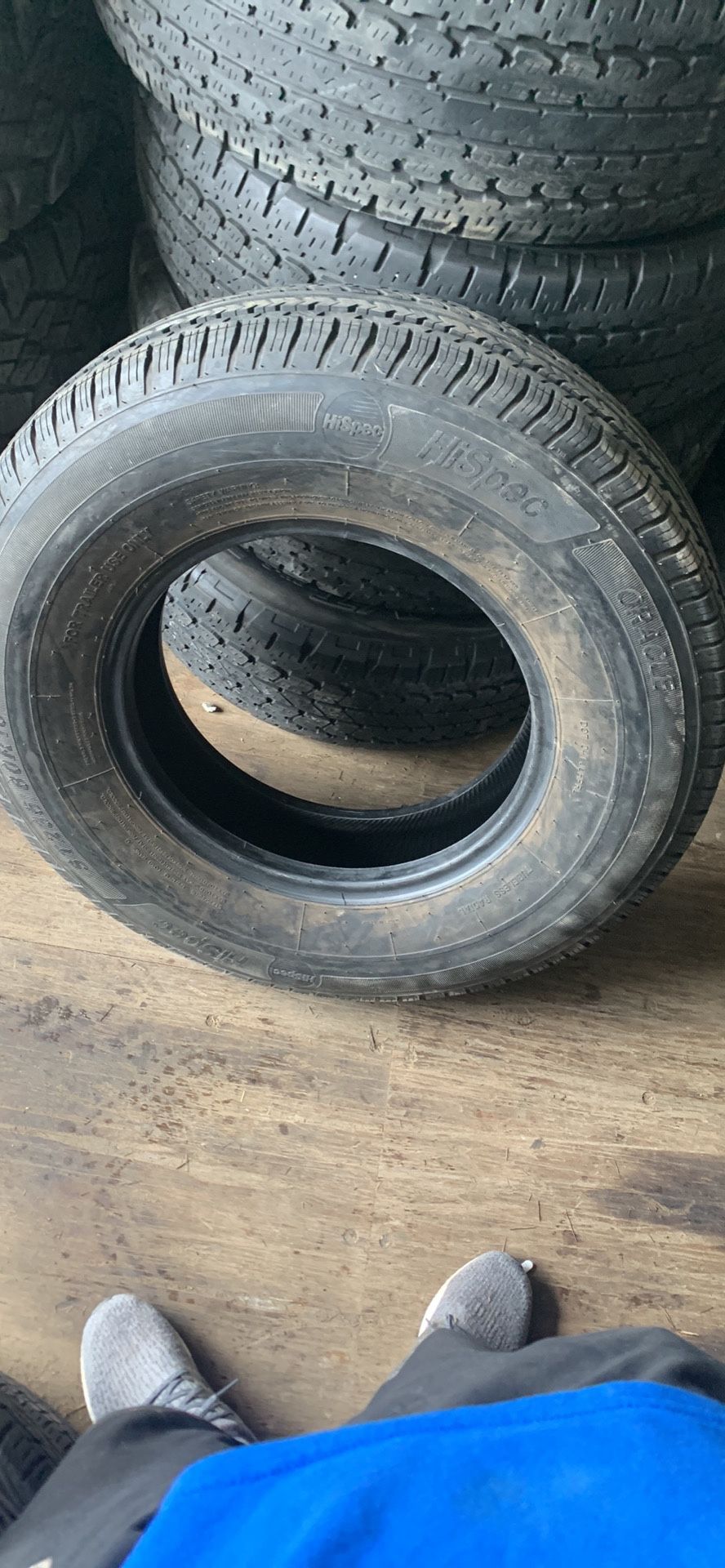 235/80R16