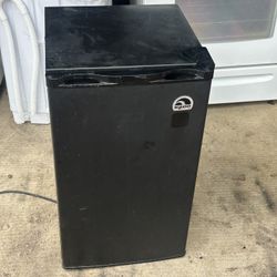 Igloo Mini  Fridge  & Freezer 