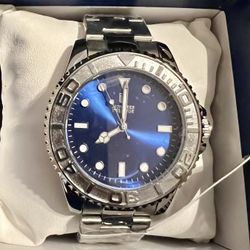 New in Box with tags AUTHENTIC Invicta Men’s Watch.  Screen plastic cover still intact.  Montres Prestige X Invicta Men's Watch - 43mm, Steel (MPW-026