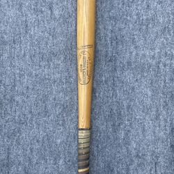 Vtg Louisville Slugger LIGHTNING 100W Wood Softball Bat 34" Hillerich & Bradsby