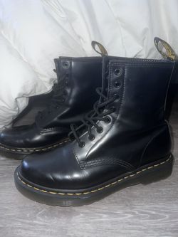 Dr Martens/Doc Martens