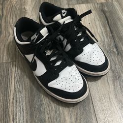 Nike Dunk Low Pandas 