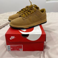 Nike Dunk Low Retro SE Size 8