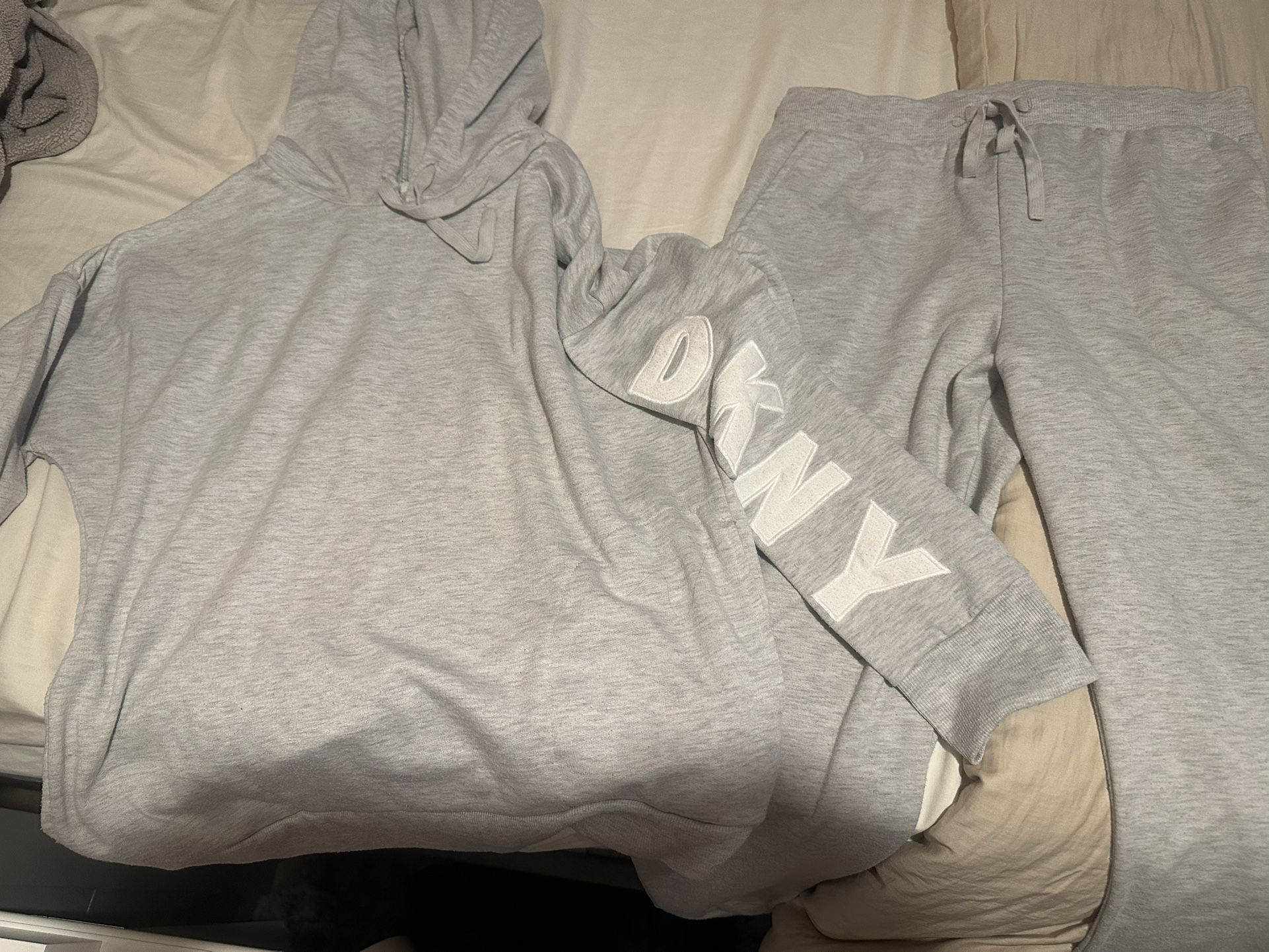 Dkny Grey Jogger Set